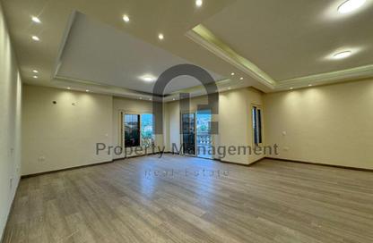 Apartment - 3 Bedrooms - 3 Bathrooms for rent in Ganoob El Acadimia - New Cairo City - Cairo