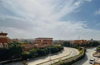 منزل مزدوج - 5 غرف نوم - 3 حمامات للبيع في كمبوندات الشروق - مدينة الشروق - القاهرة منزل مزدوج - 5 غرف نوم - 3 حمامات للبيع في كمبوندات الشروق - مدينة الشروق - القاهرة