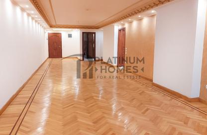 Apartment - 3 Bedrooms - 2 Bathrooms for rent in Mostafa Kamel St. - Smouha - Hay Sharq - Alexandria