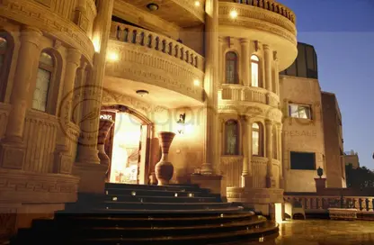 قصر - 8 غرف نوم - 8 حمامات للايجار في حي الدبلوماسيين - التجمع الخامس - مدينة القاهرة الجديدة - القاهرة