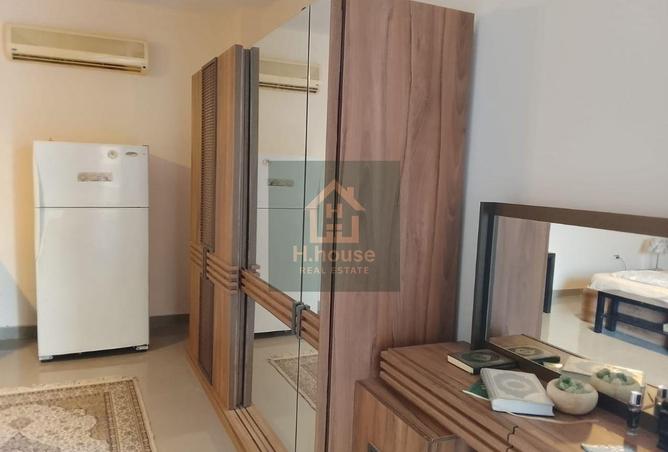 8703980 - Property Image 2