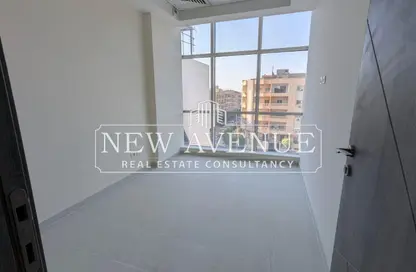 Clinic - 1 Bedroom - 2 Bathrooms for sale in Ozone Health Care District - Al Narges - New Cairo City - Cairo