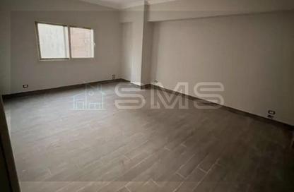 Apartment - 3 - 2 for sale in Mostashareen - North Investors Area - New Cairo City - Cairo