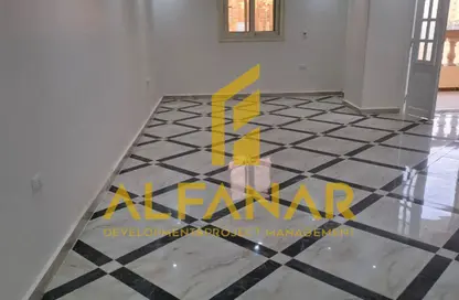 شقة - 4 غرف نوم - 2 حمامات للايجار في عمارات البنفسج - البنفسج - مدينة القاهرة الجديدة - القاهرة