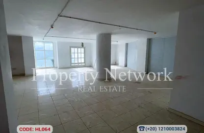 محل - استوديو - 2 حمامات للايجار في شارع احمد الزمر - الحي العاشر - مدينة نصر - القاهرة