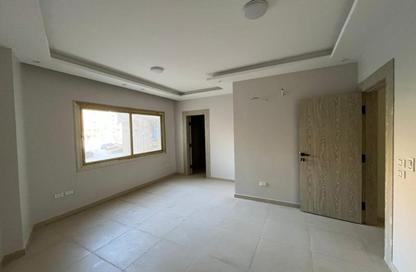 Office Space - Studio - 3 Bathrooms for rent in Maadi - Hay El Maadi - Cairo