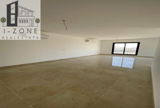 65911947 - Property Image 2