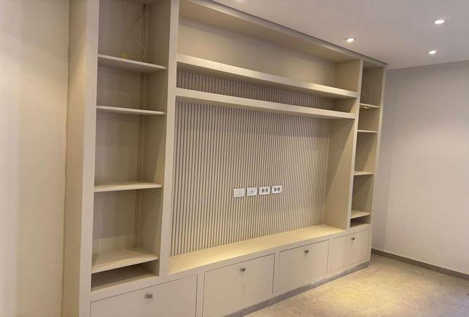 81042668 - Property Image 2
