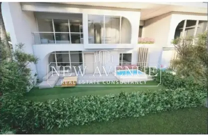 Townhouse - 4 Bedrooms - 4 Bathrooms for sale in The Median Residences - 5th Settlement Compounds - The 5th Settlement - New Cairo City - Cairo