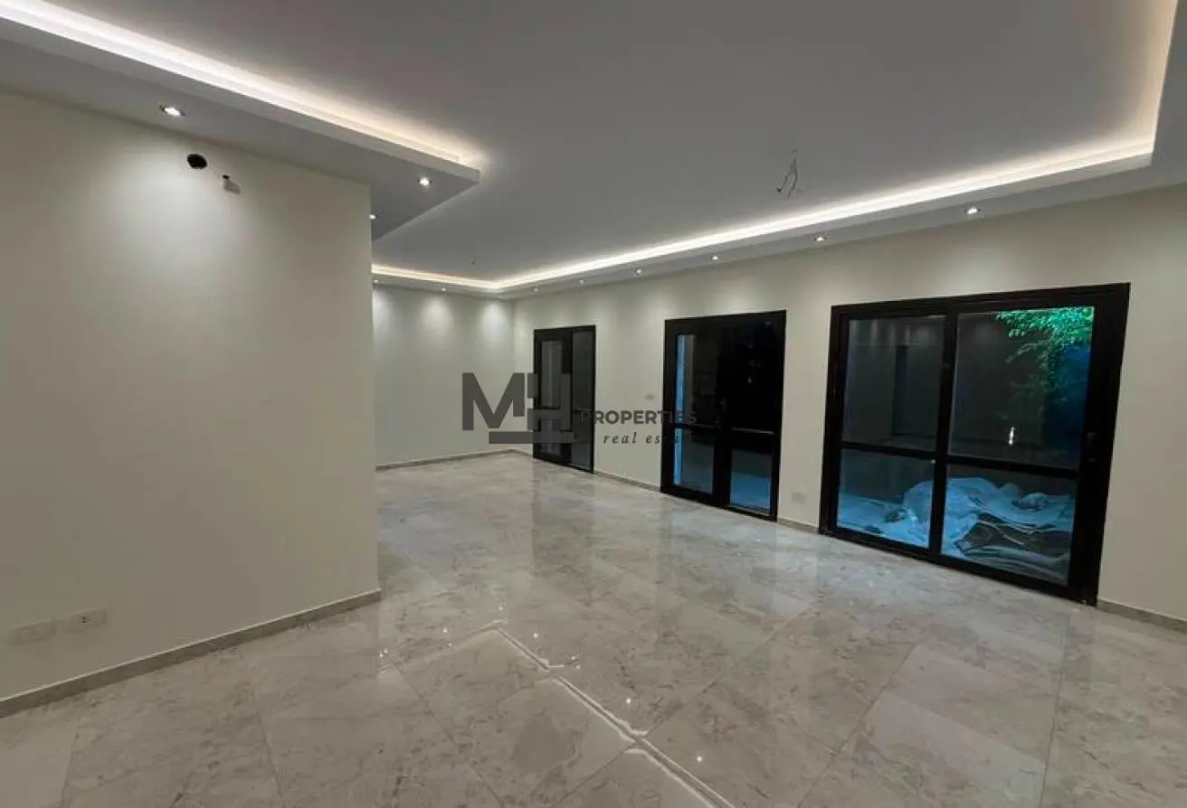 112426929 - Property Main Image