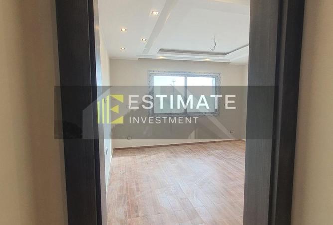 98827708 - Property Image 2