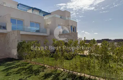 فيلا - 8 غرف نوم - 6 حمامات للبيع في نايا باي - راس الحكمة - الساحل الشمالي