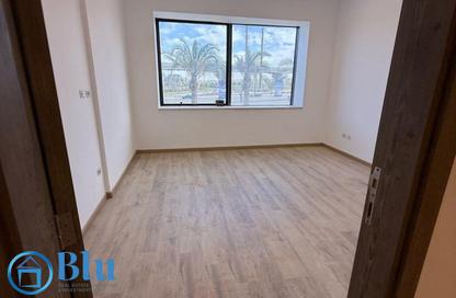 Office Space - Studio - 1 Bathroom for rent in Lake View Residence - 5th Settlement Compounds - The 5th Settlement - New Cairo City - Cairo