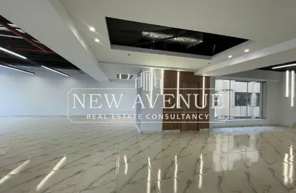 Retail - Studio - 2 Bathrooms for rent in Concord Plaza - South Investors Area - New Cairo City - Cairo