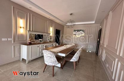 Apartment - 3 Bedrooms - 2 Bathrooms for sale in Moon Residences - Fifth Square - The 5th Settlement - New Cairo City - Cairo