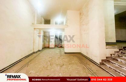 محل تجاري - استوديو - 2 حمامات للبيع في شارع ميدان الشهداء - سموحة - حي شرق - الاسكندرية