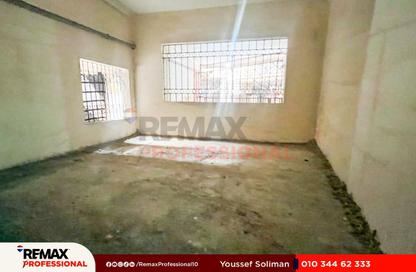 محل تجاري - استوديو - 2 حمامات للبيع في شارع ميدان الشهداء - سموحة - حي شرق - الاسكندرية