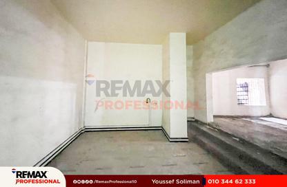 محل تجاري - استوديو - 2 حمامات للبيع في شارع ميدان الشهداء - سموحة - حي شرق - الاسكندرية