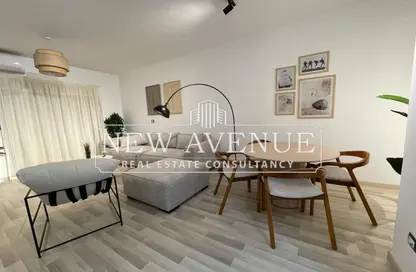 Apartment - 2 Bedrooms - 2 Bathrooms for sale in Eastown - 5th Settlement Compounds - The 5th Settlement - New Cairo City - Cairo