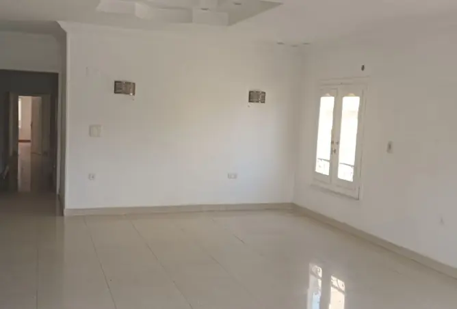 101785157 - Property Image 2
