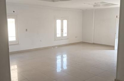 Apartment - 3 Bedrooms - 2 Bathrooms for rent in Al Shouyfat - 5th Settlement Compounds - The 5th Settlement - New Cairo City - Cairo