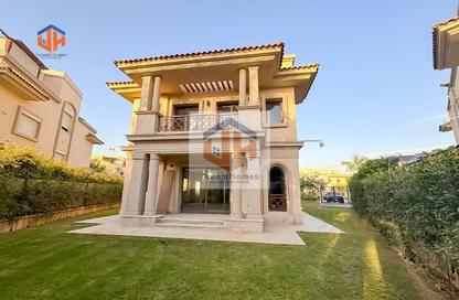 Villa - 5 Bedrooms - 4 Bathrooms for sale in Privado - Madinaty - Cairo