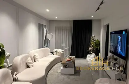 شقة - 2 غرف نوم - 2 حمامات للبيع في جاليريا  مون فالى - المستثمرين الجنوبية - مدينة القاهرة الجديدة - القاهرة