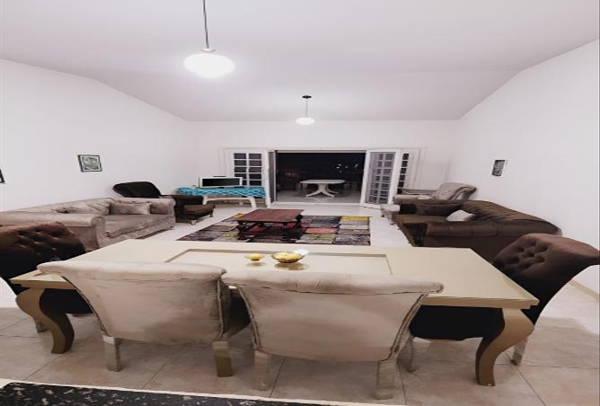 8551665 - Property Image 3