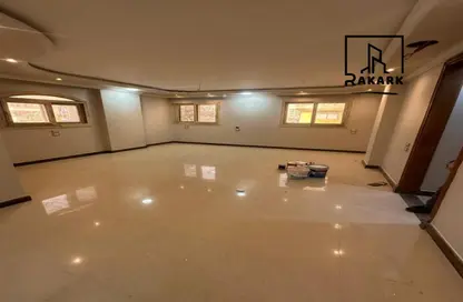 Office Space - 3 Bedrooms - 2 Bathrooms for rent in Masaken Sheraton - Sheraton Al Matar - El Nozha - Cairo