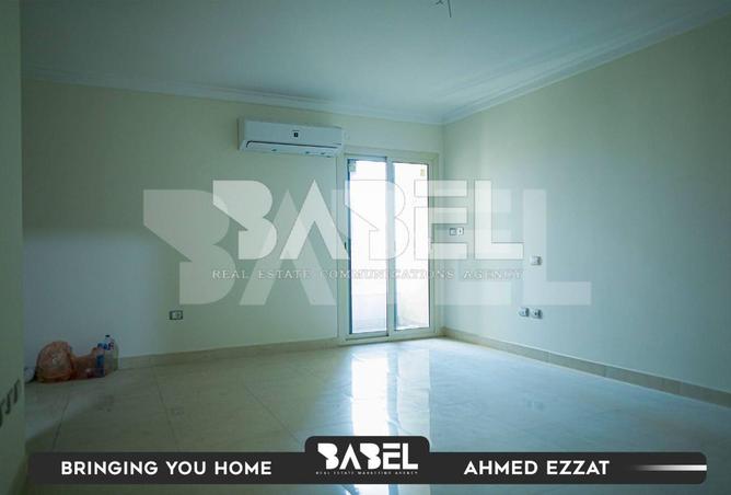 8668800 - Property Image 3