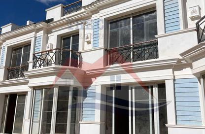 Townhouse - 3 Bedrooms - 3 Bathrooms for sale in Mountain View iCity October - 6 October Compounds - 6 October City - Giza Townhouse - 3 Bedrooms - 3 Bathrooms for sale in Mountain View iCity October - 6 October Compounds - 6 October City - Giza