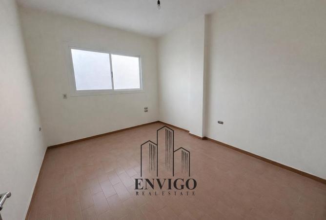73230328 - Property Image 2