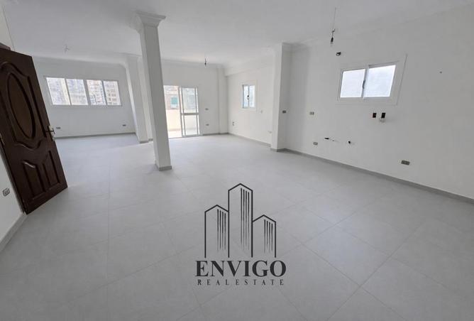 73230328 - Property Main Image
