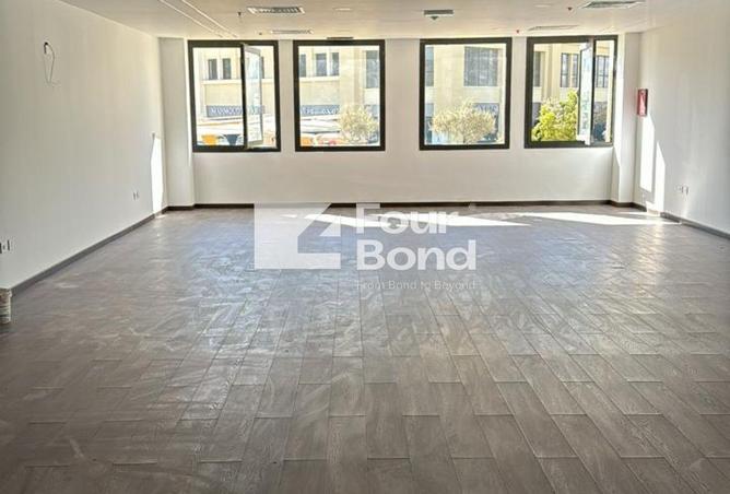 67732456 - Property Main Image