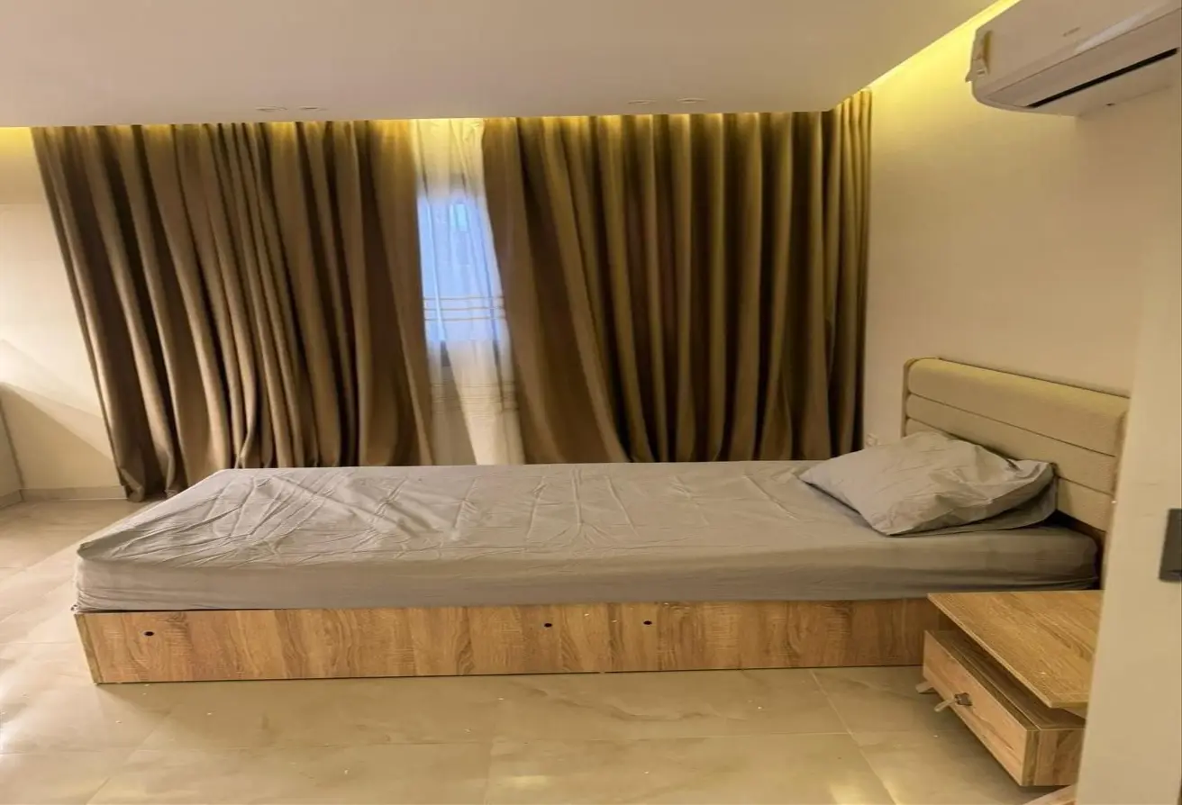 72168594 - Property Main Image