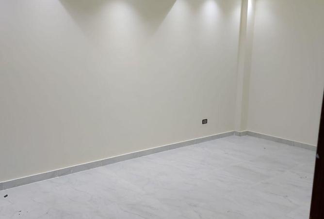 72172106 - Property Image 3
