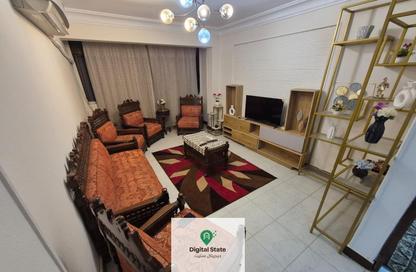 Apartment - 3 - 2 for rent in Triumph Square - El Nozha - Cairo