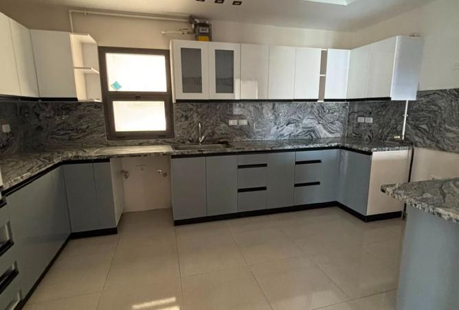 96576335 - Property Image 3