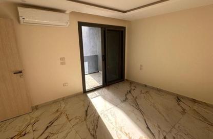 Apartment - 3 Bedrooms - 2 Bathrooms for rent in Sun Capital - Fayoum Desert road - 6 October City - Giza