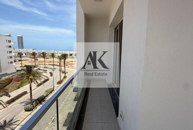 101775793 - Property Image 2