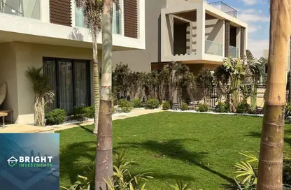 Villa - 3 Bedrooms - 3 Bathrooms for sale in Sodic East - 6th District - New Heliopolis - Cairo