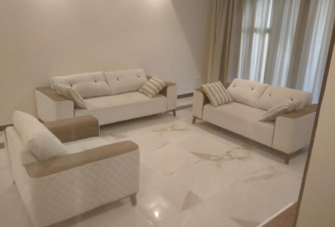 104872445 - Property Main Image