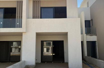 Townhouse - 4 Bedrooms - 4 Bathrooms for sale in Cluster 18 - Hyde Park - New Cairo City - Cairo Townhouse - 4 Bedrooms - 4 Bathrooms for sale in Cluster 18 - Hyde Park - New Cairo City - Cairo