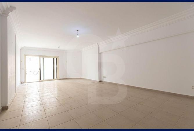 68270110 - Property Image 2