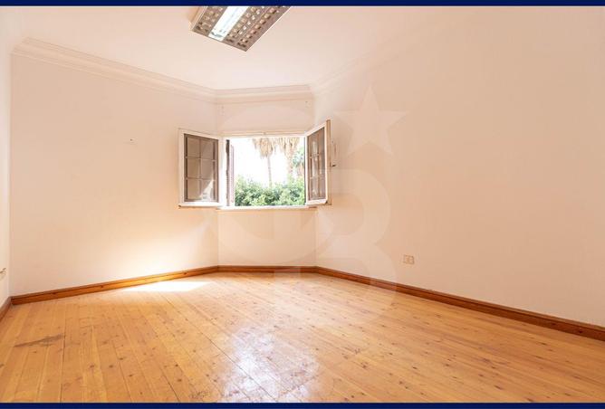 68270110 - Property Image 3