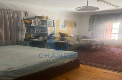 Apartment - 3 Bedrooms - 2 Bathrooms for sale in Al Nasr St. - El Laselky - New Maadi - Hay El Maadi - Cairo