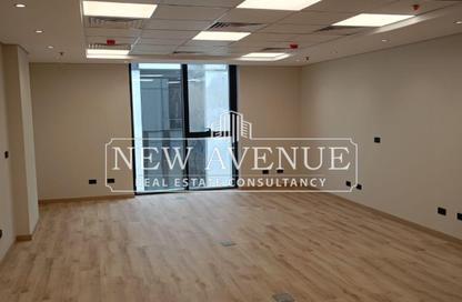 Office Space - 1 Bedroom - 1 Bathroom for rent in Hyde Park Business District Mall - South Teseen St. - The 5th Settlement - New Cairo City - Cairo