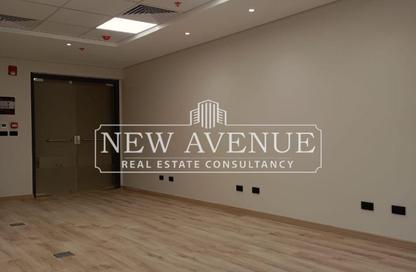 Office Space - 1 Bedroom - 1 Bathroom for rent in Hyde Park Business District Mall - South Teseen St. - The 5th Settlement - New Cairo City - Cairo