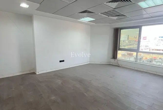 102632069 - Property Image 2