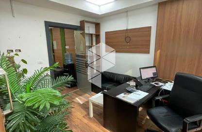 Office Space - 3 Bedrooms - 1 Bathroom for rent in North Teseen St. - The 5th Settlement - New Cairo City - Cairo